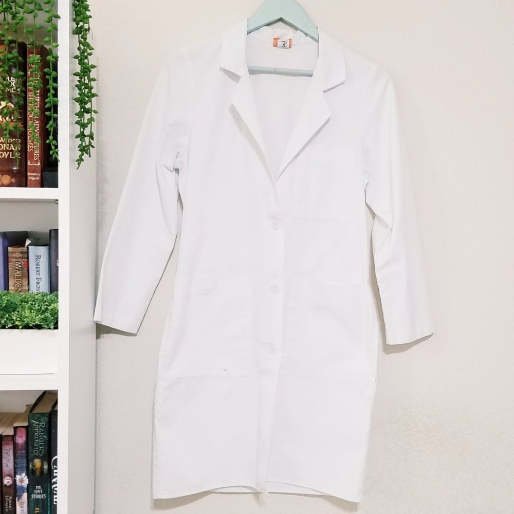 White Lab Coat - Picture 2 of 2
